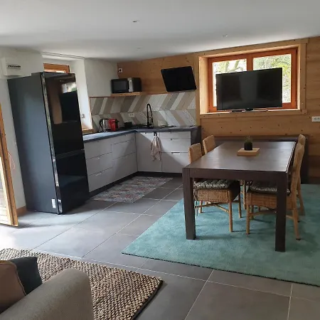 Le Du Biot Apartment *